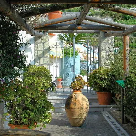 Hotel Parco La Rosa 3*